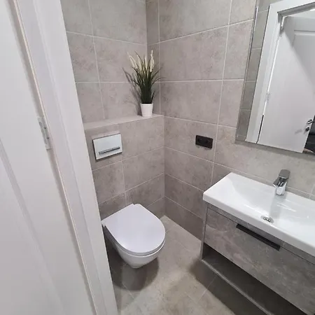 Vasaros Apartamentai *